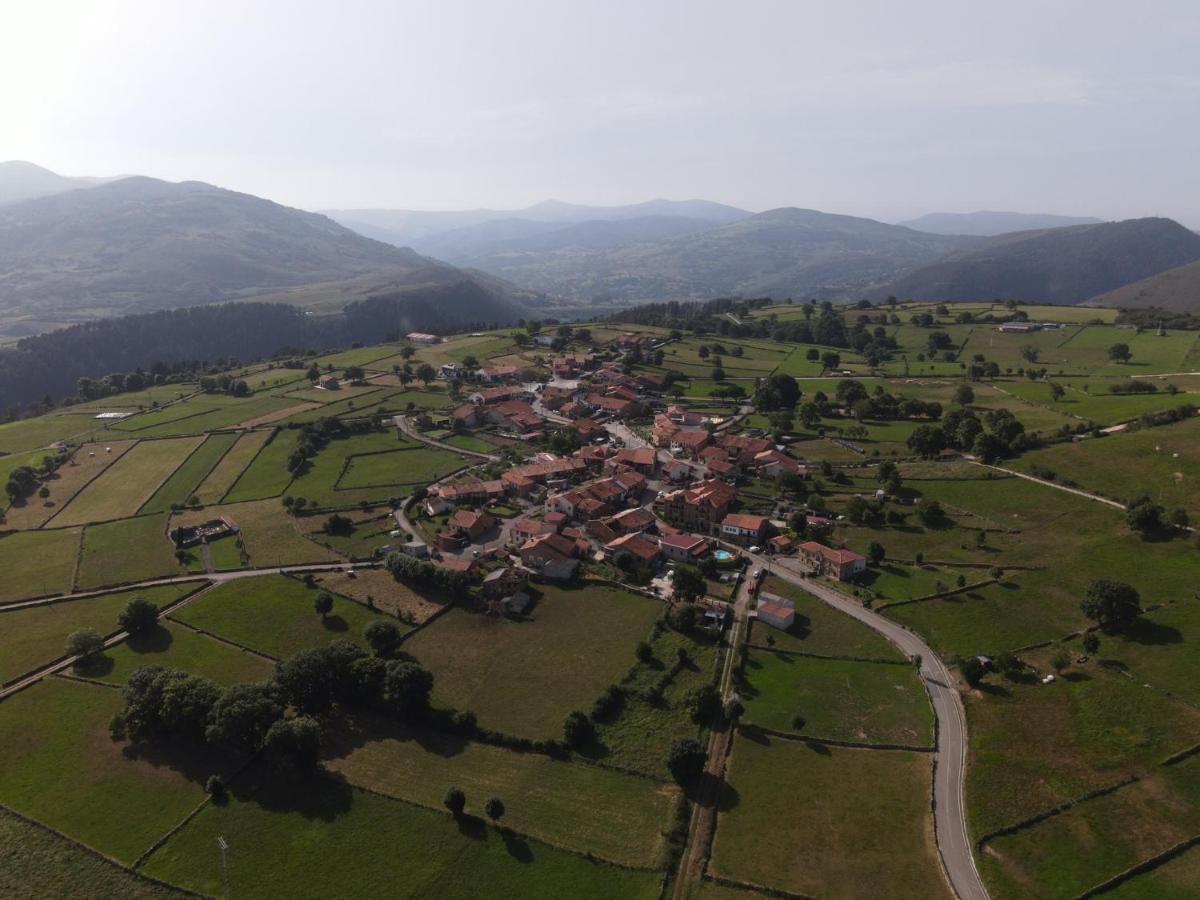 Posada Venta Hornizo Arenas de Iguña Exterior foto